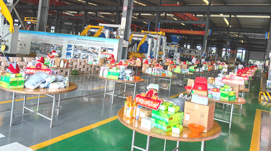 அழகான குவான் காங் | ஒற்றுமையைக் கொண்டாடுதல் மற்றும் வளர்ச்சியைப் பற்றி விவாதித்தல்